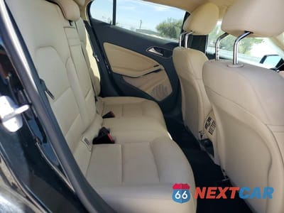 Zdjęcie 10 z 12 samochodu: 2018 MERCEDES-BENZ GLA 250 VIN:WDCTG4EB6JJ380249 - miniatura