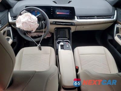 Zdjęcie 8 z 13 samochodu: 2024 BMW X1 XDRIVE28I VIN:WBX73EF03R5Y98431 - miniatura