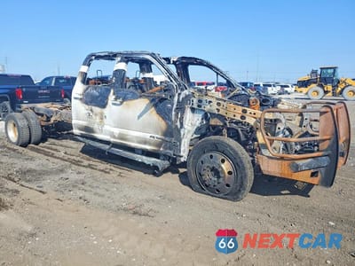 Czwarte zdjęcie samochodu z boku: 2019 FORD F450 SUPER DUTY VIN:1FD0W4HT9KEC23028 - miniatura