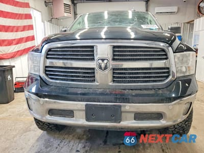 Piąte zdjęcie samochodu w środku: 2016 RAM 1500 SLT VIN:3C6RR7LT4GG136463 - miniatura
