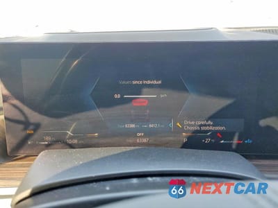 Zdjęcie 9 z 13 samochodu: 2023 BMW X7 XDRIVE40I VIN:5UX23EM01P9P59199 - miniatura