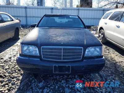 Piąte zdjęcie samochodu w środku: 1999 MERCEDES-BENZ S 320 VIN:WDBGA33G3XA414852 - miniatura