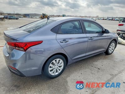 Trzecie zdjęcie samochodu z tyłu: 2020 HYUNDAI ACCENT SE VIN:3KPC24A67LE121542 - miniatura