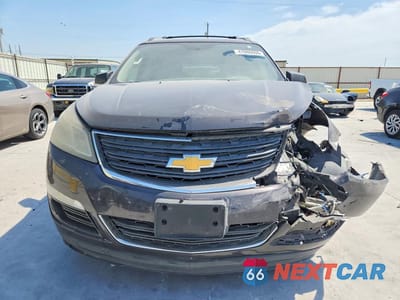 Piąte zdjęcie samochodu w środku: 2015 CHEVROLET TRAVERSE LS VIN:1GNKRFKD4FJ123148 - miniatura