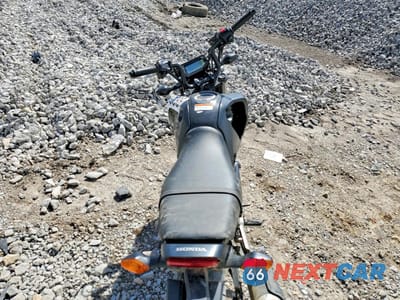 Zdjęcie 6 z 8 samochodu: 2022 HONDA GROM 125 VIN:MLHJC9213N5008462 - miniatura
