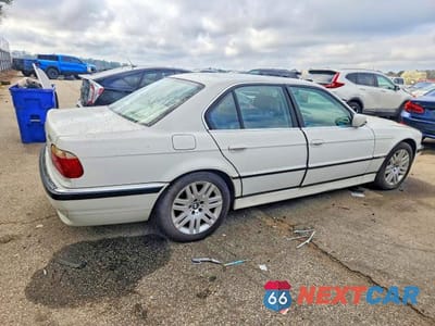 Trzecie zdjęcie samochodu z tyłu: 1997 BMW 7 SERIES VIN:WBAGF832XVDL46711 - miniatura