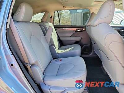 Zdjęcie 11 z 13 samochodu: 2020 TOYOTA HIGHLANDER LIMITED VIN:5TDDZRBH7LS010508 - miniatura