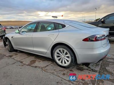 Drugie zdjęcie samochodu z przodu: 2017 TESLA MODEL S VIN:5YJSA1E21HF225000 - miniatura