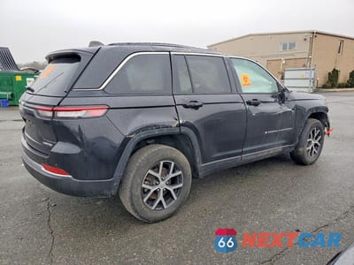 Trzecie zdjęcie samochodu z tyłu: 2024 JEEP GRAND CHEROKEE LIMITED VIN:1C4RJGBG4R8515864 - miniatura