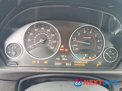 Zdjęcie 9 z 12 samochodu: 2017 BMW 330 XI VIN:WBA8D9G35HNU65929 - miniatura