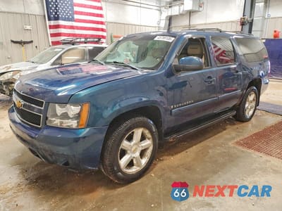 2007 CHEVROLET SUBURBAN K1500 3GNFK16327G116051 - główne zdjęcie licytacji z USA - miniatura