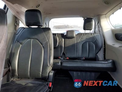 Zdjęcie 10 z 12 samochodu: 2018 CHRYSLER PACIFICA LIMITED VIN:2C4RC1GG8JR226396 - miniatura