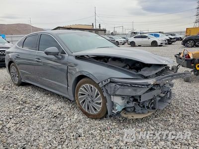 Czwarte zdjęcie samochodu z boku: 2025 HYUNDAI SONATA HYBRID LIMITED VIN:KMHL54JJ6SA106345 - miniatura