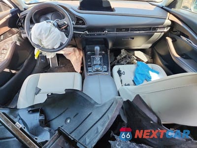 Zdjęcie 8 z 12 samochodu: 2024 MAZDA CX-30 VIN:3MVDMBDM5RM624982 - miniatura