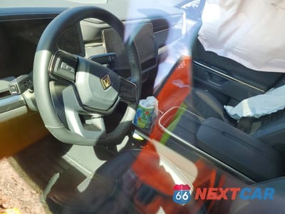 Zdjęcie 8 z 13 samochodu: 2025 RIVIAN R1T ADVENTURE VIN:7FCTGBAA0SN035357 - miniatura