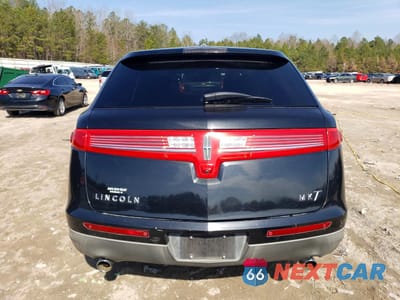 Zdjęcie 6 z 13 samochodu: 2010 LINCOLN MKT VIN:2LMHJ5FR7ABJ00356 - miniatura