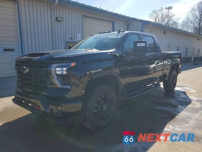 2025 CHEVROLET SILVERADO K3500 LT 2GC4KTE70S1219535 - główne zdjęcie licytacji z USA - miniatura