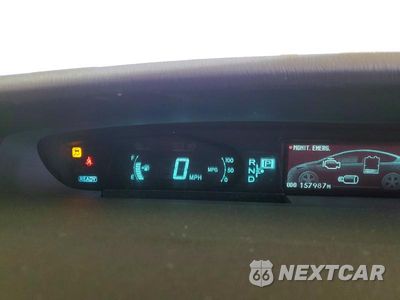 Zdjęcie 9 z 11 samochodu: 2013 TOYOTA PRIUS TWO VIN:JTDKN3DU2D0351345 - miniatura