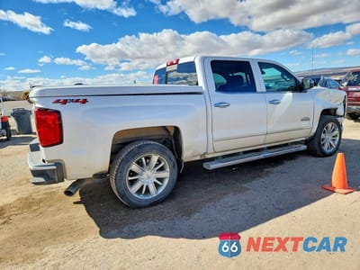 Trzecie zdjęcie samochodu z tyłu: 2018 CHEVROLET SILVERADO K1500 HIGH COUNTRY VIN:3GCUKTEJ9JG274888 - miniatura