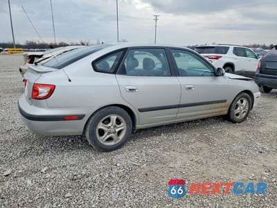 Trzecie zdjęcie samochodu z tyłu: 2005 HYUNDAI ELANTRA GLS VIN:KMHDN56D85U153053 - miniatura