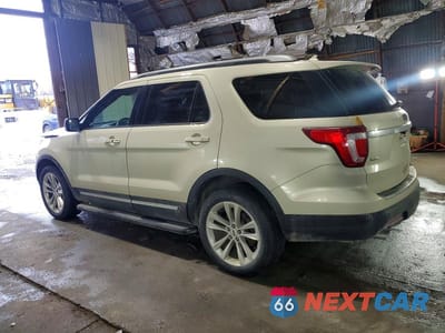 Drugie zdjęcie samochodu z przodu: 2018 FORD EXPLORER XLT VIN:1FM5K8D83JGA50250 - miniatura