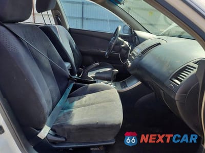 Zdjęcie 7 z 12 samochodu: 2006 NISSAN ALTIMA 2.5 VIN:1N4AL11D96N423387 - miniatura