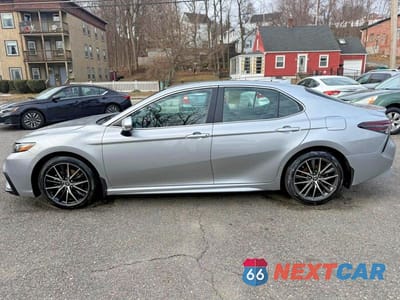 Zdjęcie 6 z 14 samochodu: 2024 TOYOTA CAMRY HYBRID SE VIN:4T1G31AK3RU071397 - miniatura