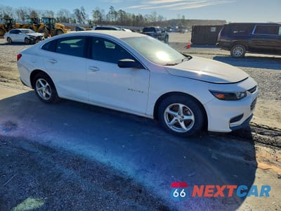 Czwarte zdjęcie samochodu z boku: 2017 CHEVROLET MALIBU LS VIN:1G1ZB5ST0HF263712 - miniatura