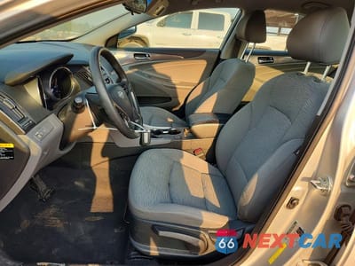 Zdjęcie 7 z 11 samochodu: 2013 HYUNDAI SONATA HYBRID BASE VIN:KMHEC4A44DA086236 - miniatura