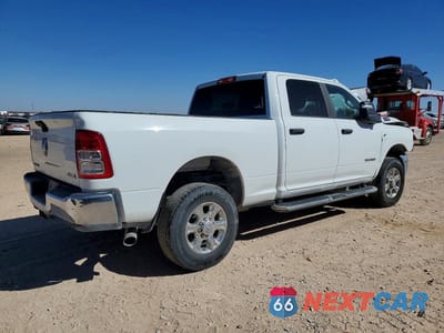 Trzecie zdjęcie samochodu z tyłu: 2024 RAM 2500 BIG HORN VIN:3C6UR5DL8RG156294 - miniatura