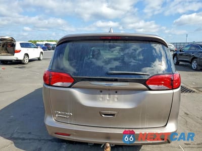 Zdjęcie 6 z 12 samochodu: 2017 CHRYSLER PACIFICA LX VIN:2C4RC1CG0HR770679 - miniatura