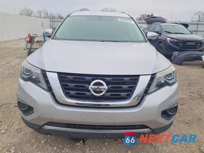 Piąte zdjęcie samochodu w środku: 2018 NISSAN PATHFINDER S VIN:5N1DR2MNXJC645503 - miniatura