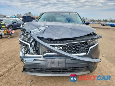 Piąte zdjęcie samochodu w środku: 2023 KIA SORENTO LX VIN:5XYRG4LC5PG184128 - miniatura