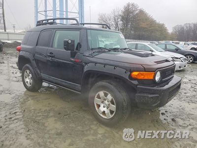 Czwarte zdjęcie samochodu z boku: 2007 TOYOTA FJ CRUISER BASE VIN:JTEBU11F670073899 - miniatura