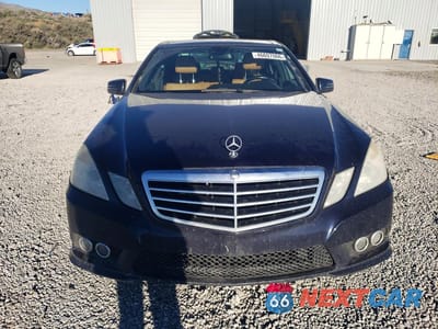 Piąte zdjęcie samochodu w środku: 2010 MERCEDES-BENZ E 550 4MATIC VIN:WDDHF9ABXAA114403 - miniatura