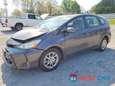 2015 TOYOTA PRIUS V FOUR JTDZN3EU9FJ038139 - główne zdjęcie licytacji z USA - miniatura