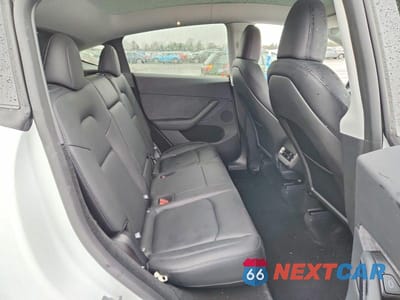 Zdjęcie 11 z 13 samochodu: 2024 TESLA MODEL Y VIN:7SAYGDEE5RA329415 - miniatura