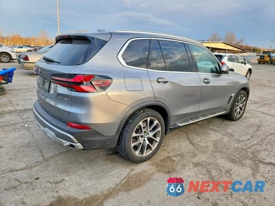 Trzecie zdjęcie samochodu z tyłu: 2024 BMW X5 XDRIVE40I VIN:5UX23EU06R9S33072 - miniatura