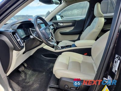 Zdjęcie 7 z 12 samochodu: 2020 VOLVO XC40 T5 INSCRIPTION VIN:YV4162UL3L2179255 - miniatura
