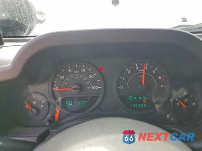 Zdjęcie 9 z 12 samochodu: 2008 JEEP WRANGLER UNLIMITED X VIN:1J4GA39158L594291 - miniatura