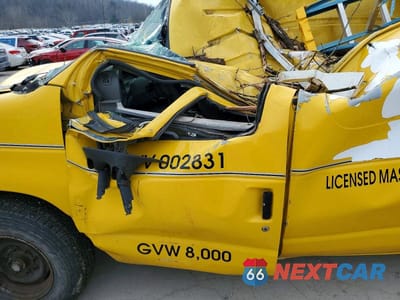 Zdjęcie 7 z 13 samochodu: 2008 FORD ECONOLINE E250 VAN VIN:1FTNE24W68DA14300 - miniatura