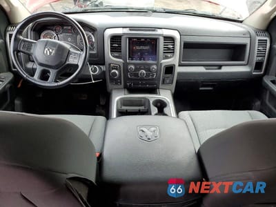 Zdjęcie 8 z 13 samochodu: 2021 RAM 1500 CLASSIC TRADESMAN VIN:3C6RR7KT3MG595934 - miniatura
