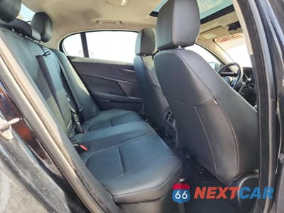 Zdjęcie 10 z 12 samochodu: 2018 JAGUAR XE VIN:SAJAR4FX3JCP34624 - miniatura