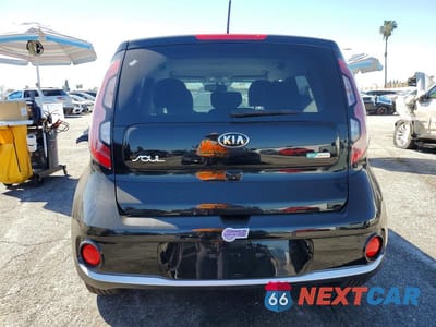 Zdjęcie 6 z 11 samochodu: 2019 KIA SOUL EV + VIN:KNDJX3AE2K7038190 - miniatura