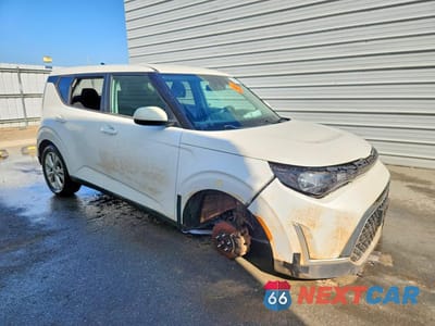 Czwarte zdjęcie samochodu z boku: 2023 KIA SOUL LX VIN:KNDJ23AU3P7852278 - miniatura