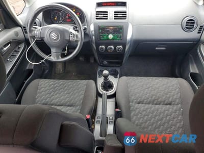 Zdjęcie 8 z 11 samochodu: 2009 SUZUKI SX4 TOURING VIN:JS2YB417X95100807 - miniatura
