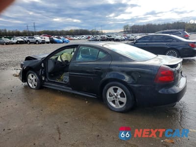 Drugie zdjęcie samochodu z przodu: 2004 PONTIAC GRAND PRIX GT2 VIN:2G2WS522241286433 - miniatura