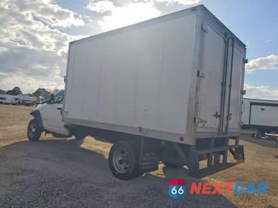 Drugie zdjęcie samochodu z przodu: 2022 RAM 5500 REFRIGERATED BOX TRUCK VIN:3C7WRMCL2NG133023 - miniatura