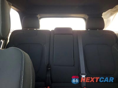 Zdjęcie 10 z 13 samochodu: 2025 JEEP GRAND CHEROKEE LAREDO VIN:1C4RJHAG1SC344176 - miniatura