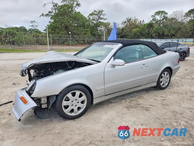 2002 MERCEDES-BENZ CLK 320 WDBLK65G82T114439 - główne zdjęcie licytacji z USA - miniatura